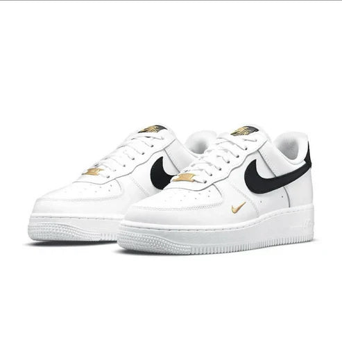 Air Force 1 Low Essential "White/Black/Gold" sneakers Air Force 1 Low Essential "Toe Swoosh - White/Rattan" sneakers