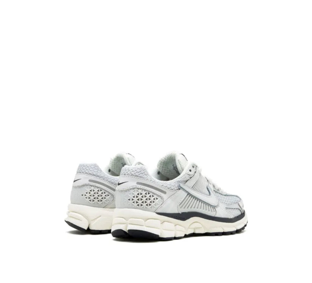 Nike Vomero 5 "Photon Dust" sneakers