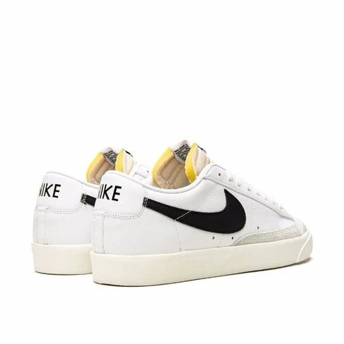 Blazer Low '77 Vintage "White/Black" sneakers